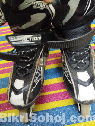 Action 125 skating shoes
